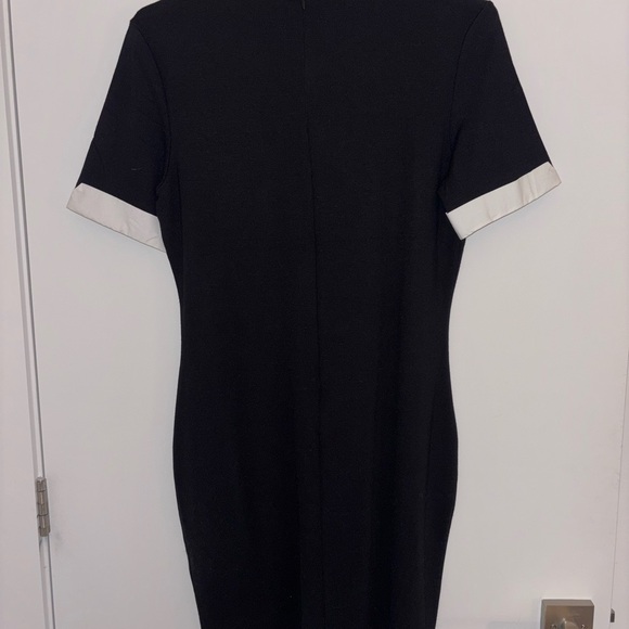 Black and White collar dress - Picture 2 of 3